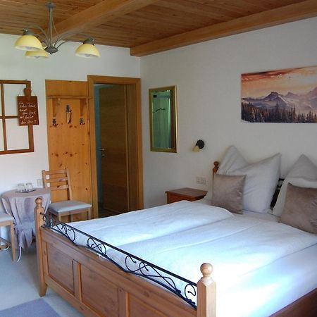 Bed and Breakfast Haus Hager Schlitters Exterior foto