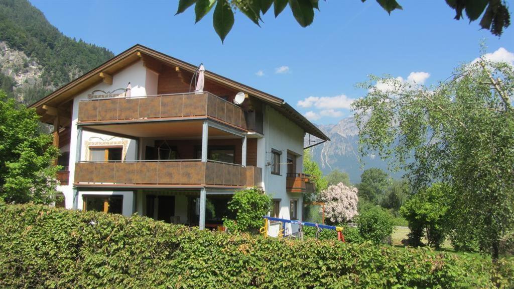 Bed and Breakfast Haus Hager Schlitters Exterior foto