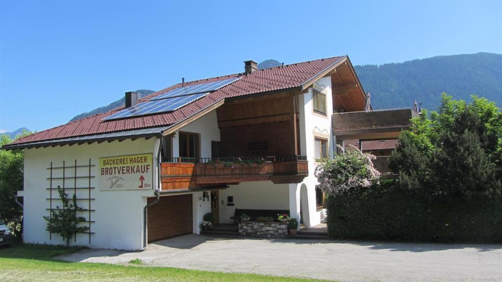Bed and Breakfast Haus Hager Schlitters Exterior foto
