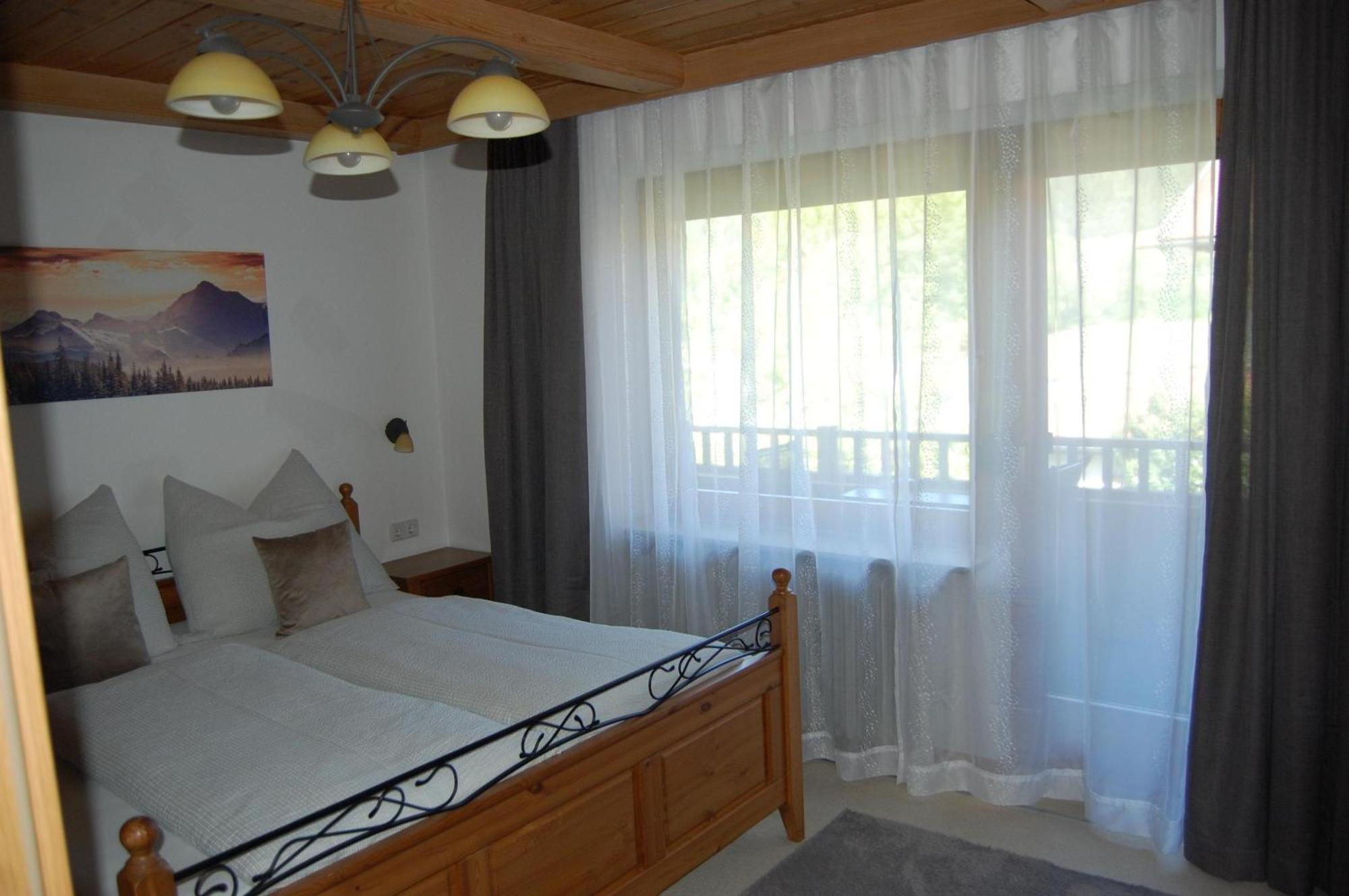 Bed and Breakfast Haus Hager Schlitters Exterior foto